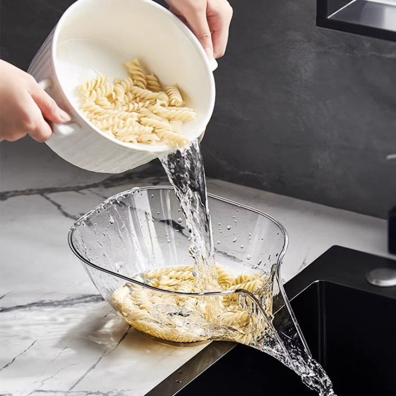 Bravo - Kitchen Strainer Bowl - Hält alles von winzigen Körnern bis zu großem Gemüse!