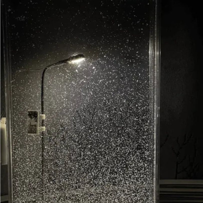 SnowyStreet Lamp – Genießen Sie die echte Schneesturm-Straßenszene!