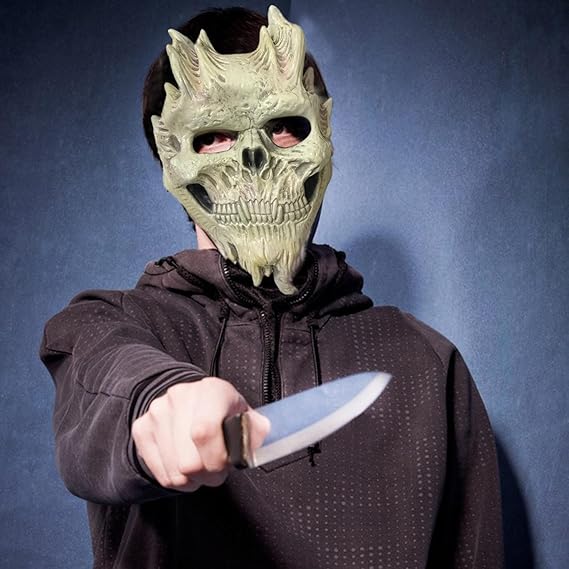 DREADFANG — Verwandle dich in den unvergesslichen Albtraum, vor dem alle zittern!