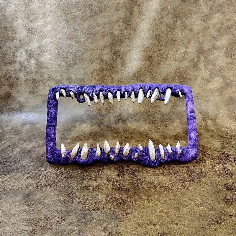 GrimmGlow — Verwandelt Dein Fahrzeug in den strahlenden Star jeder Halloween-Feier!