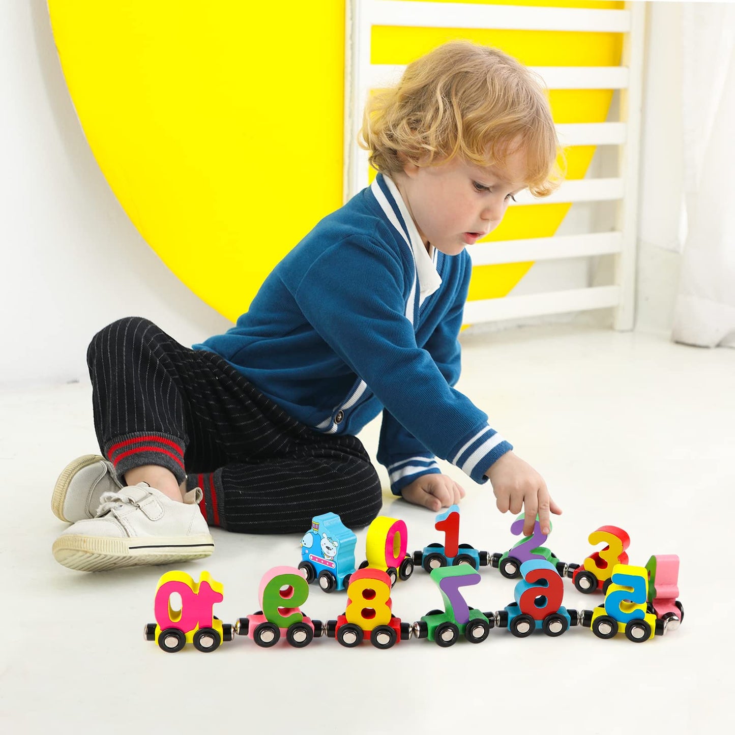 TrainSmart — Entfessle spielerisch die Superkräfte von Sprache und Zahlen in Deinem Kind!