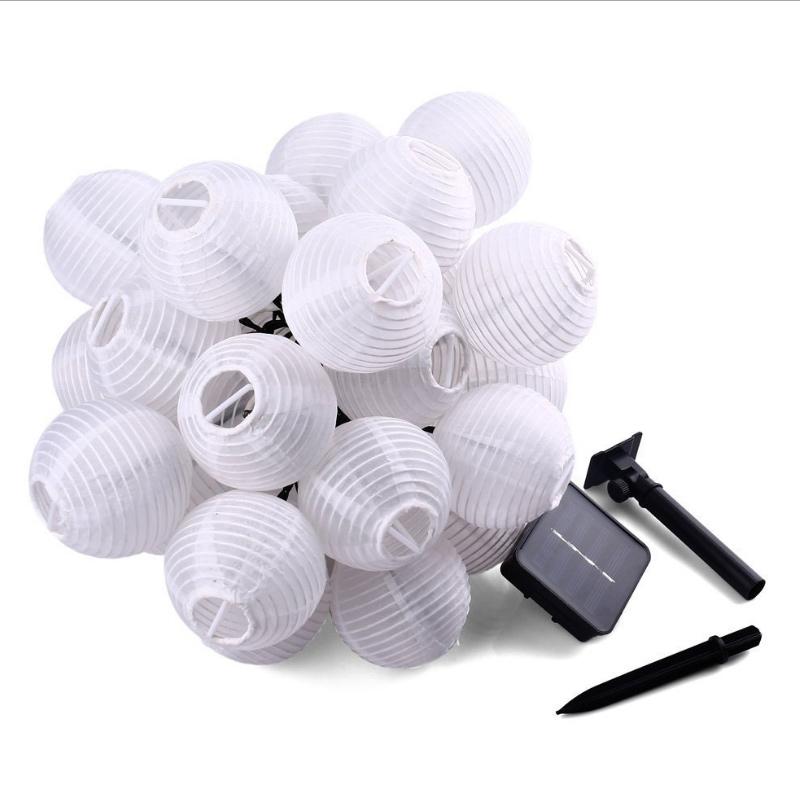 PumpkinBlaze Lichterketten — Verwandle Deine Halloween-Nacht in ein magisches Lichtermeer, das alle Blicke fesselt!