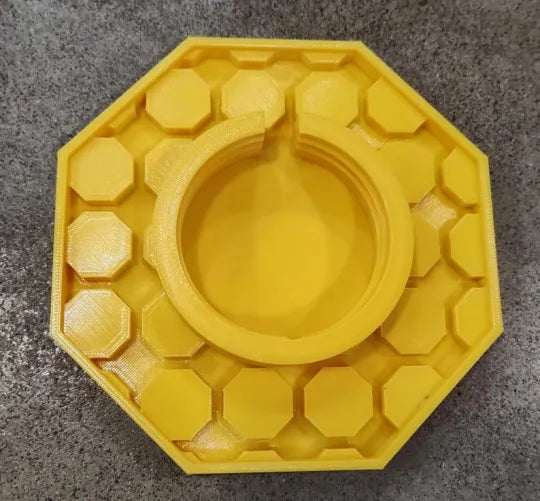 BeeSafeWell — Macht deinen Garten zur sicheren Trink-Oase, die Bienen lebendig hält!