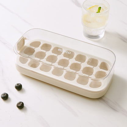 CoolCraft Pro — Endlich perfekt geformte Eiswürfel, die deine Drinks zum strahlenden Highlight machen!