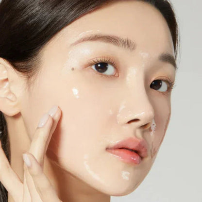 UltimaYouth Night Repair Mask — Wache strahlend auf mit sichtbar frischer, praller Haut