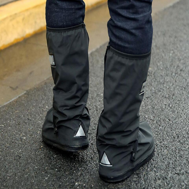 AquaGuard Pro — Nie mehr nasse, schlammige Schuhe – sichere dir trockenen Style bei jedem Wetter!