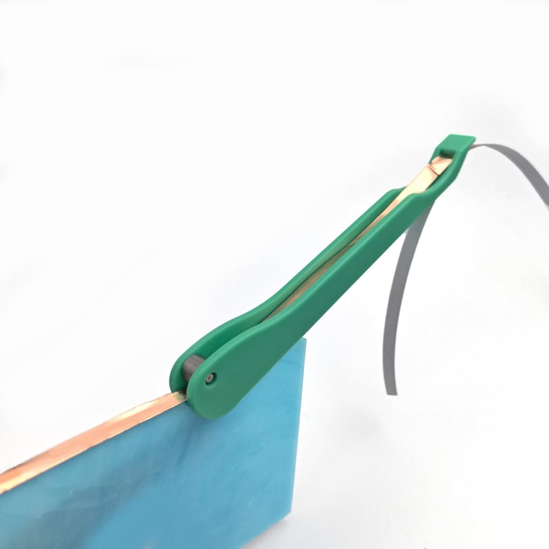 FoilMaster™ — Meistere jede Kante mit Leichtigkeit und glänzender Perfektion