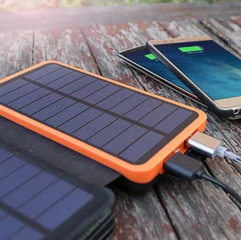 (50% Rabatt) - SolarPower - Faltbare Solarpanel Power Bank - Laden Sie Ihre Geräte in allen Situationen!