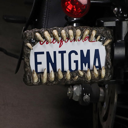 GrimmGlow — Verwandelt Dein Fahrzeug in den strahlenden Star jeder Halloween-Feier!