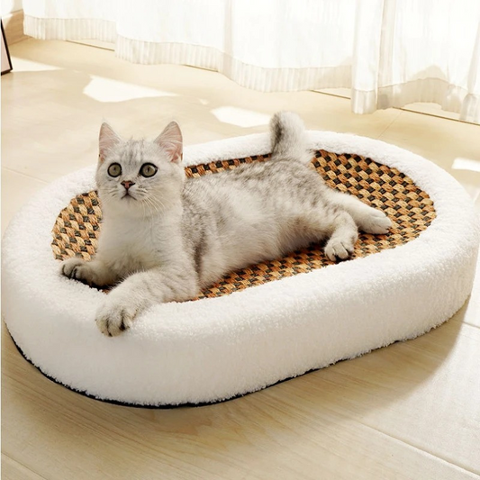 Cat Scratch Lounge - Plüsch-Katzenbett mit kratzbarer Oberfläche