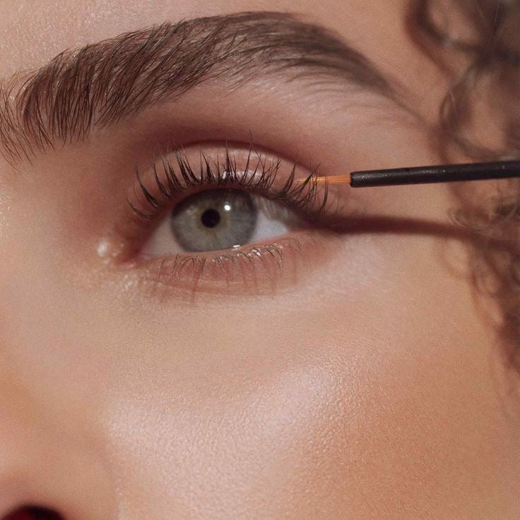 VoluLashX — Verwandelt dünne Wimpern in unwiderstehliche, atemberaubende Blicke