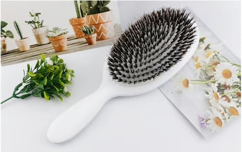 GlowVanta — Schmerzfreies Entwirren für unwiderstehlichen Glanz & Volumen, jederzeit und überall!