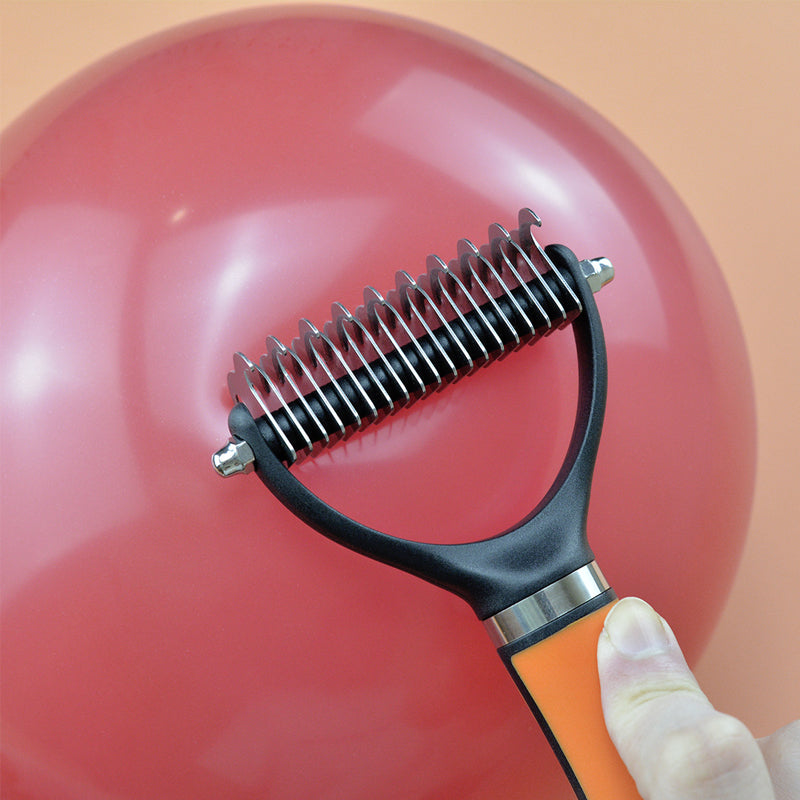 Double-Sided Grooming Brush for Dogs & Cats — Effortless Tangle-Free Shine Your Pet Will Adore