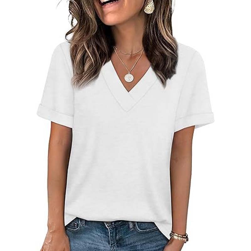 LuxVibe V-Neck Shirt — Fühl dich den ganzen Tag unwiderstehlich frisch und mühelos stylisch