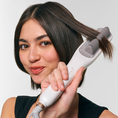 LissVita™ Pro Steam Glättungsbürste — Verwandelt dein Haar in 10 Minuten in unwiderstehlich geschmeidiges, glänzendes Traumhaar ohne Hitzeschäden