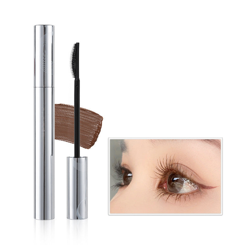 LashInferno — Verführerische Wimpern, die den Raum erobern und den ganzen Tag begeistern!
